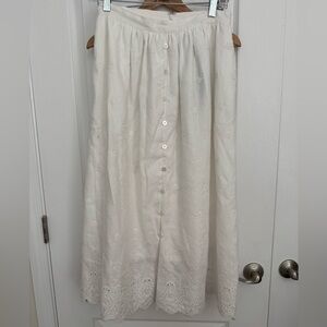 NWT Elie Tahari Sky White Floral Embroidered Button-Down Skirt- size 4